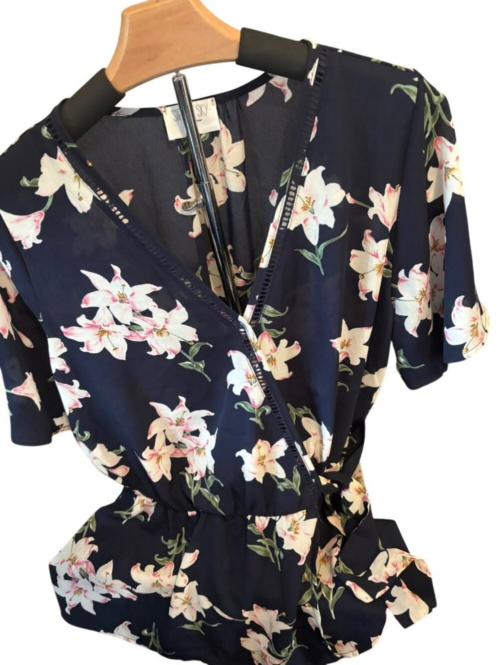 Sienna Sky Womens Navy Floral Wrap Blouse Size Large Lightweight